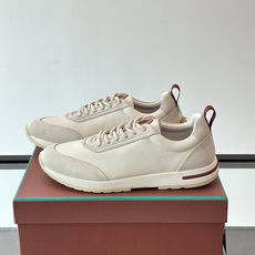 👟Loro Piana LP休闲鞋,采用胎牛皮鞋面,柔软又耐穿,鞋底轻便舒适,适合长时间行走。经典百搭,通勤休闲都能轻松 👟Loro Piana LP休闲鞋,采用胎牛皮鞋面,柔软又耐穿,鞋底轻便舒适,适合长时间行走。经典百搭,通勤休闲都能轻松