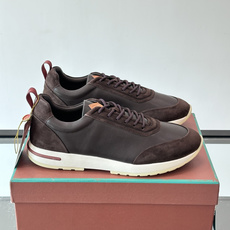 👟Loro Piana LP休闲鞋,采用胎牛皮鞋面,柔软又耐穿,鞋底轻便舒适,适合长时间行走。经典百搭,通勤休闲都能轻松 👟Loro Piana LP休闲鞋,采用胎牛皮鞋面,柔软又耐穿,鞋底轻便舒适,适合长时间行走。经典百搭,通勤休闲都能轻松