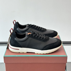 👟Loro Piana LP休闲鞋,采用胎牛皮鞋面,柔软又耐穿,鞋底轻便舒适,适合长时间行走。经典百搭,通勤休闲都能轻松 👟Loro Piana LP休闲鞋,采用胎牛皮鞋面,柔软又耐穿,鞋底轻便舒适,适合长时间行走。经典百搭,通勤休闲都能轻松