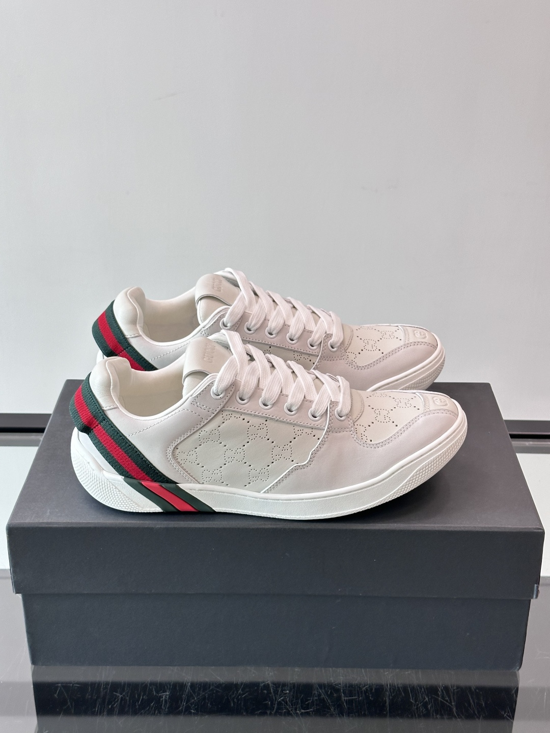 Gucci White Low Top Sneakers