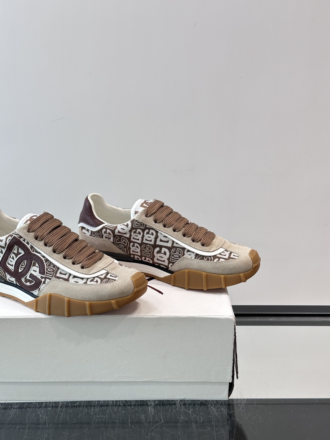 Dolce & Gabbana Cushion运动鞋 👟杜嘉班纳Cushion系列运动鞋,网面+颜色拼接,简约又有活 Dolce & Gabbana Cushion运动鞋 👟杜嘉班纳Cushion系列运动鞋,网面+颜色拼接,简约又有活