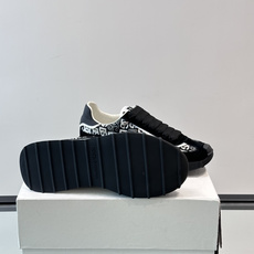 Dolce & Gabbana Cushion运动鞋 👟杜嘉班纳Cushion系列运动鞋,网面+颜色拼接,简约又有活 Dolce & Gabbana Cushion运动鞋 👟杜嘉班纳Cushion系列运动鞋,网面+颜色拼接,简约又有活