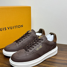 LV🌸BEVERLY HILLS 运动鞋本款 Beverly Hills 运动鞋为绒面牛皮革压印迷你 Monogram LV🌸BEVERLY HILLS 运动鞋本款 Beverly Hills 运动鞋为绒面牛皮革压印迷你 Monogram