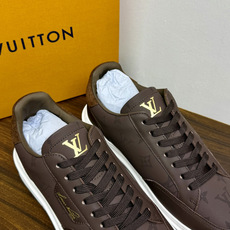 LV🌸BEVERLY HILLS 运动鞋本款 Beverly Hills 运动鞋为绒面牛皮革压印迷你 Monogram LV🌸BEVERLY HILLS 运动鞋本款 Beverly Hills 运动鞋为绒面牛皮革压印迷你 Monogram
