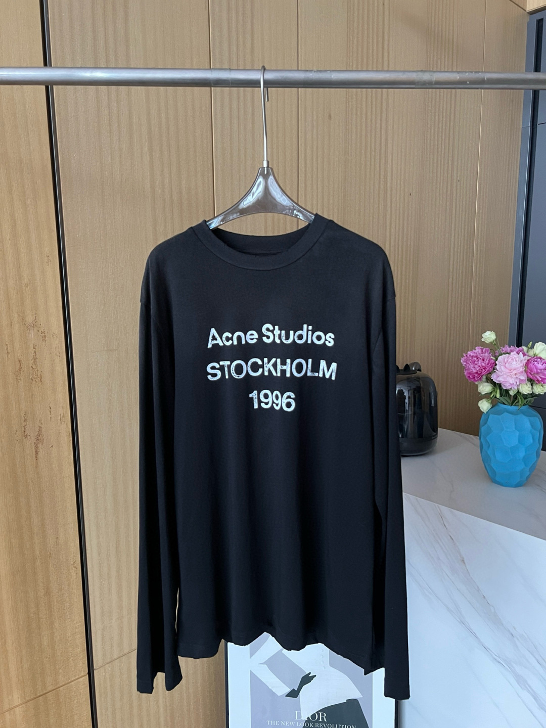 NO:431269,Acne Studios Autumn and Winter New 1996 letter printing dirty long-sleeved T-shirt, dirty and aging effect, neckline details wear design, thin and comfortable fabric, same model for men and women S M L,,acne studios,dior,tees,t-shirt,alexander wang19860909Acne Studios 秋冬新款 1996字母印花做脏长袖T恤、脏污做旧效果、领口细节磨破设计、面料轻薄舒服、男女同款 码数S M L,,acne studios,dior,tees，t-shirt,alexander wang,Women's clothing