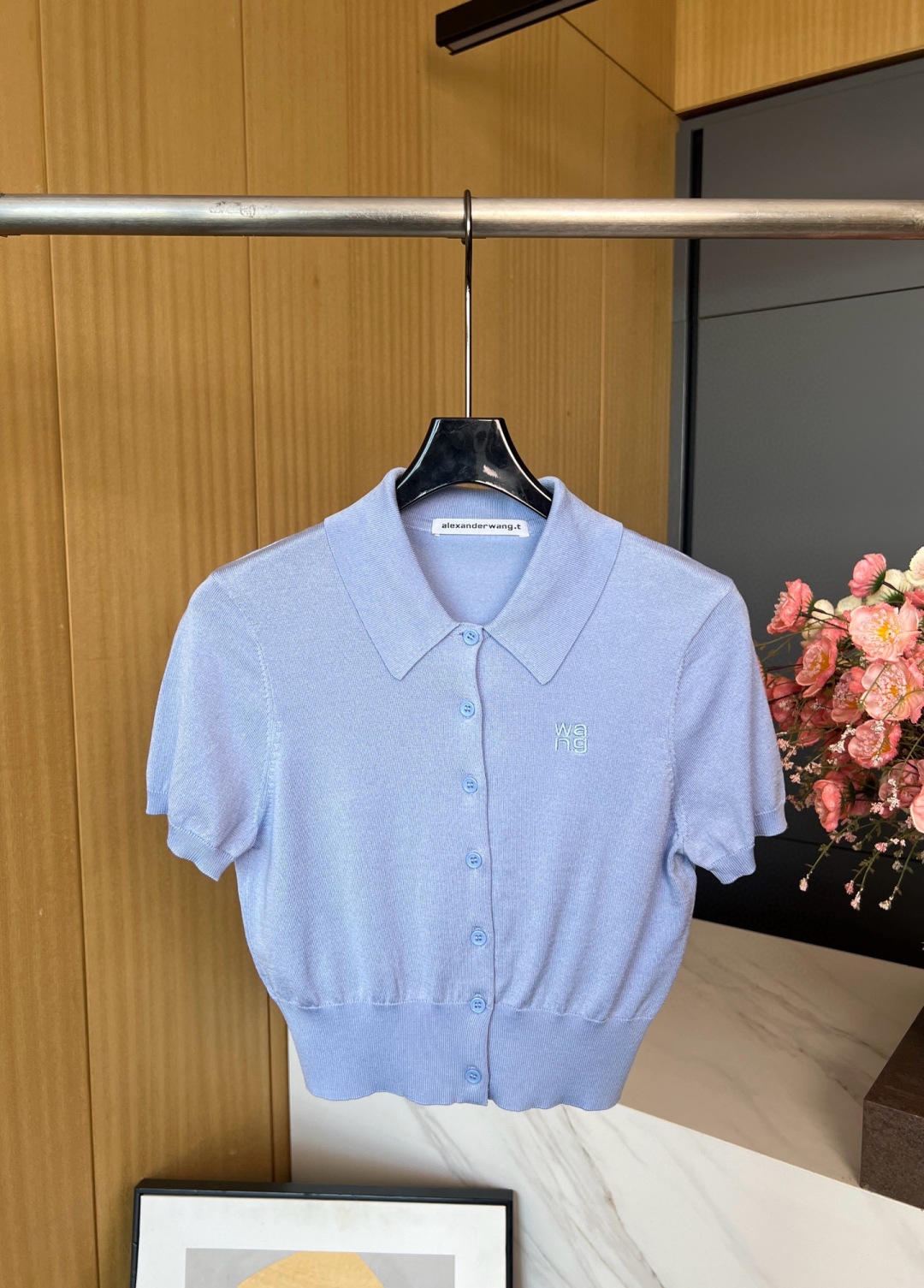 NO:431319,Alexander Wang New Spring and Summer Short knitted cardigan jacket, fabric is very silky and comfortable, light and breathable S M L, alexander wang, jackets & coats, alexander wang19860909Alexander Wang 大王 春夏新款 短款针织小开衫外套、面料非常丝滑舒服、轻薄透气 码数S M L,,alexander wang,jackets & coats,alexander wang,Women's clothing