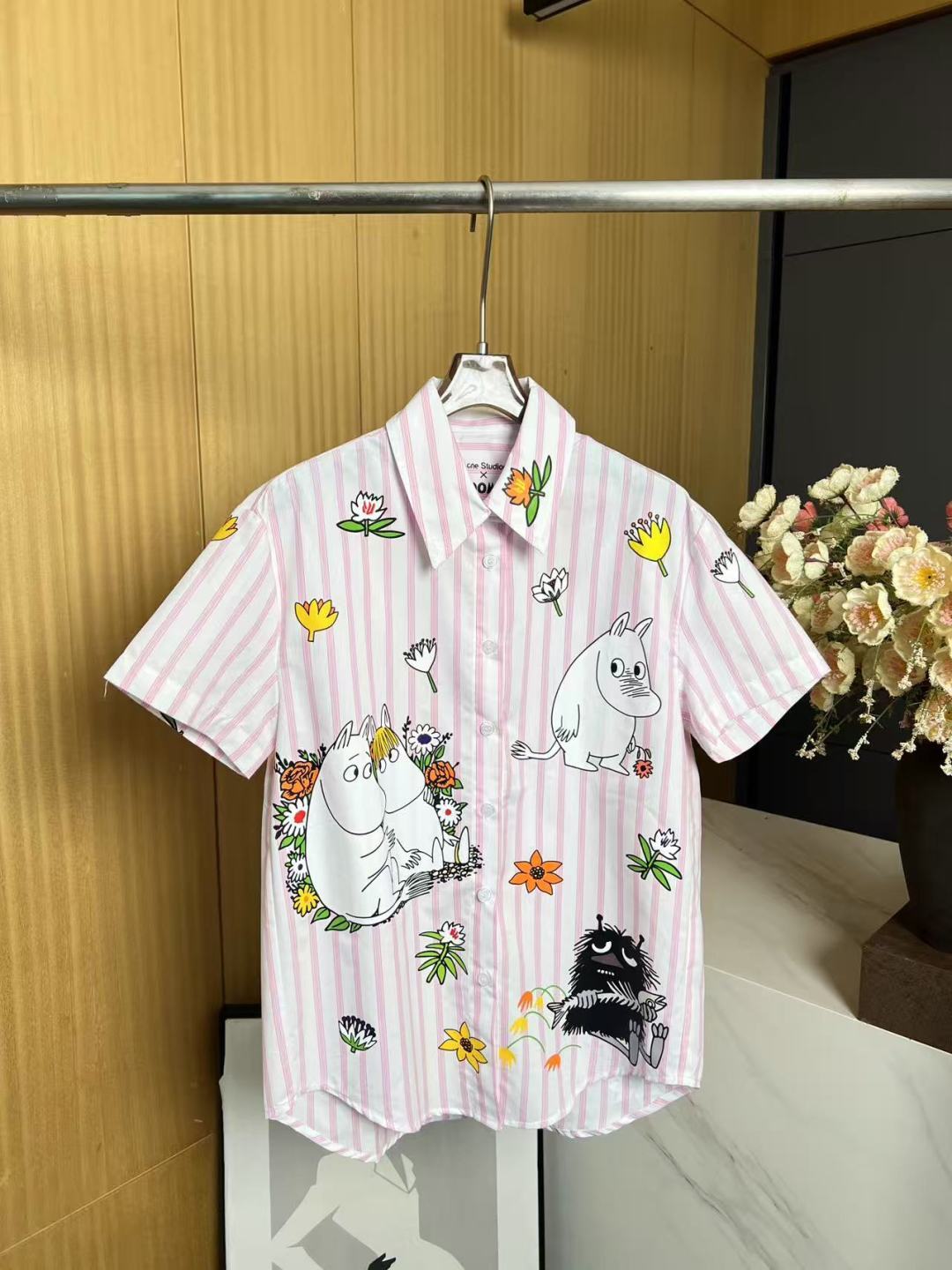 NO:456745,AcneMoomin New early autumn style Co-branded series Cartoon pattern short-sleeved striped shirt, love little hippo, pink and tender S M L, acne studios, T-shirt, alexander wang19860909AcneMoomin 姆明 早秋新款 联名系列 卡通图案短袖条纹衬衣、恋爱的小河马不要太可爱好嘛、粉粉嫩嫩 码数S M L,,acne studios,T-shirt,alexander wang,Women's clothing