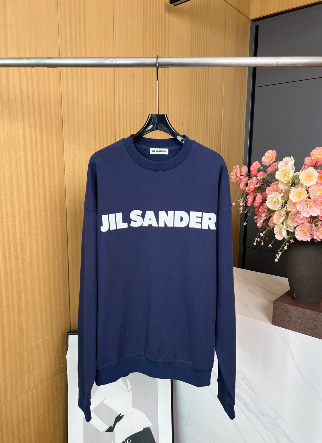 NO:480745,JIL SANDER Autumn and Winter New Style, Latest Colors for the Counter, Classic Large Letter Printed Round Neck Long Sleeve Sweatshirts, Comfortable Coil Cotton, Loose Style, Men and Women's Same Model, S M L,, Jil Sander, Hoodie, Sweatshirts, Alexander Wang19860909JIL SANDER 秋冬新款 专柜最新配色 经典大字母印花圆领长袖卫衣、采用舒适线圈棉、宽松版型、男女同款、 码数S M L,,jil sander,hoodie,sweatshirts,alexander wang,Women's clothing