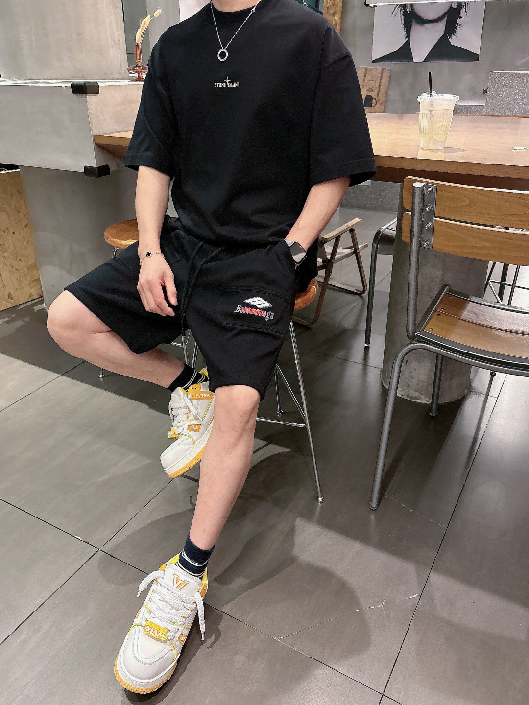 巴黎世家   三标齐全 2026夏季新款男士休闲短裤，高级定制面料透气面料 透气弹力舒适度极高，细节无可