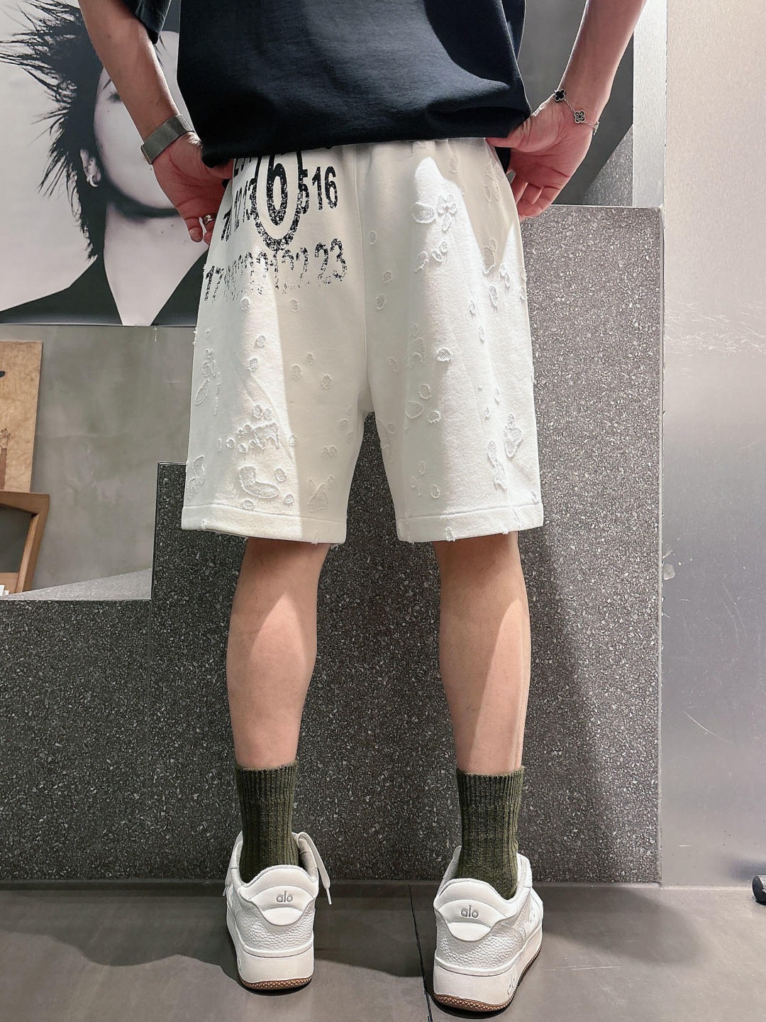 马吉拉   三标齐全 2026夏季新款男士休闲短裤，高级定制面料透气面料 透气弹力舒适度极高，细节无可挑