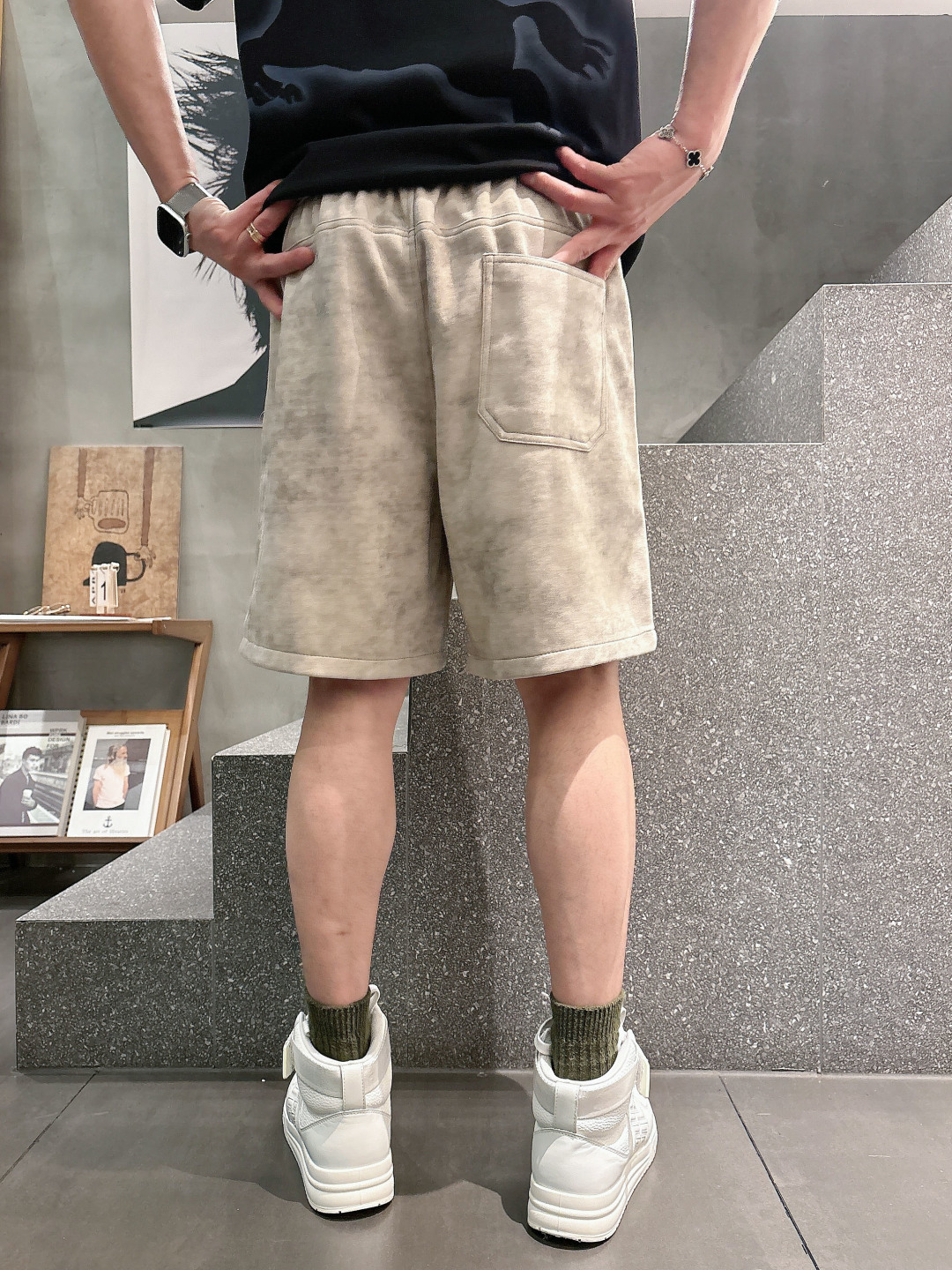巴宝莉   三标齐全 2026夏季新款男士休闲短裤，高级定制面料透气面料 透气弹力舒适度极高，细节无可挑