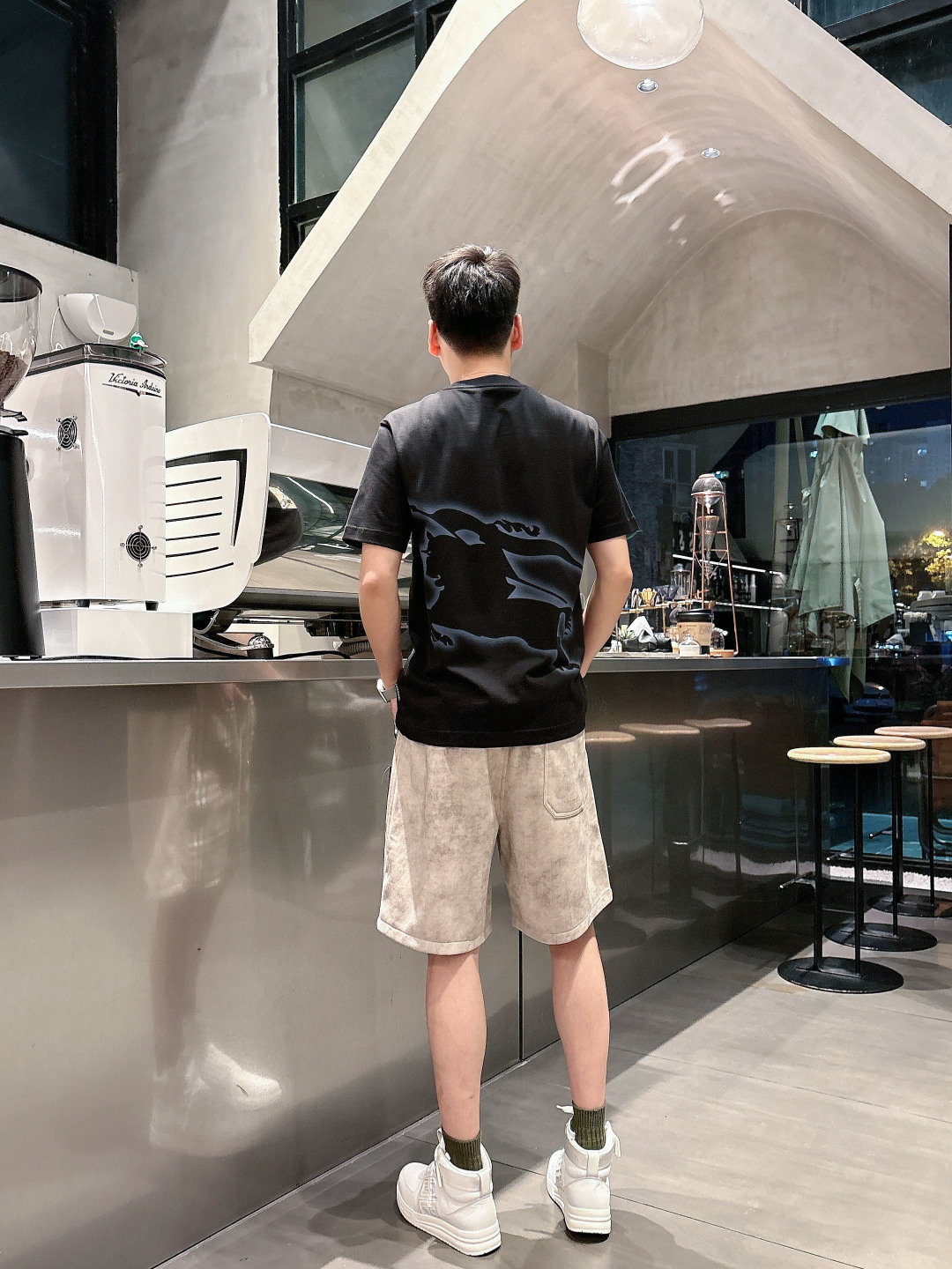 巴宝莉   三标齐全 2026夏季新款男士休闲短裤，高级定制面料透气面料 透气弹力舒适度极高，细节无可挑