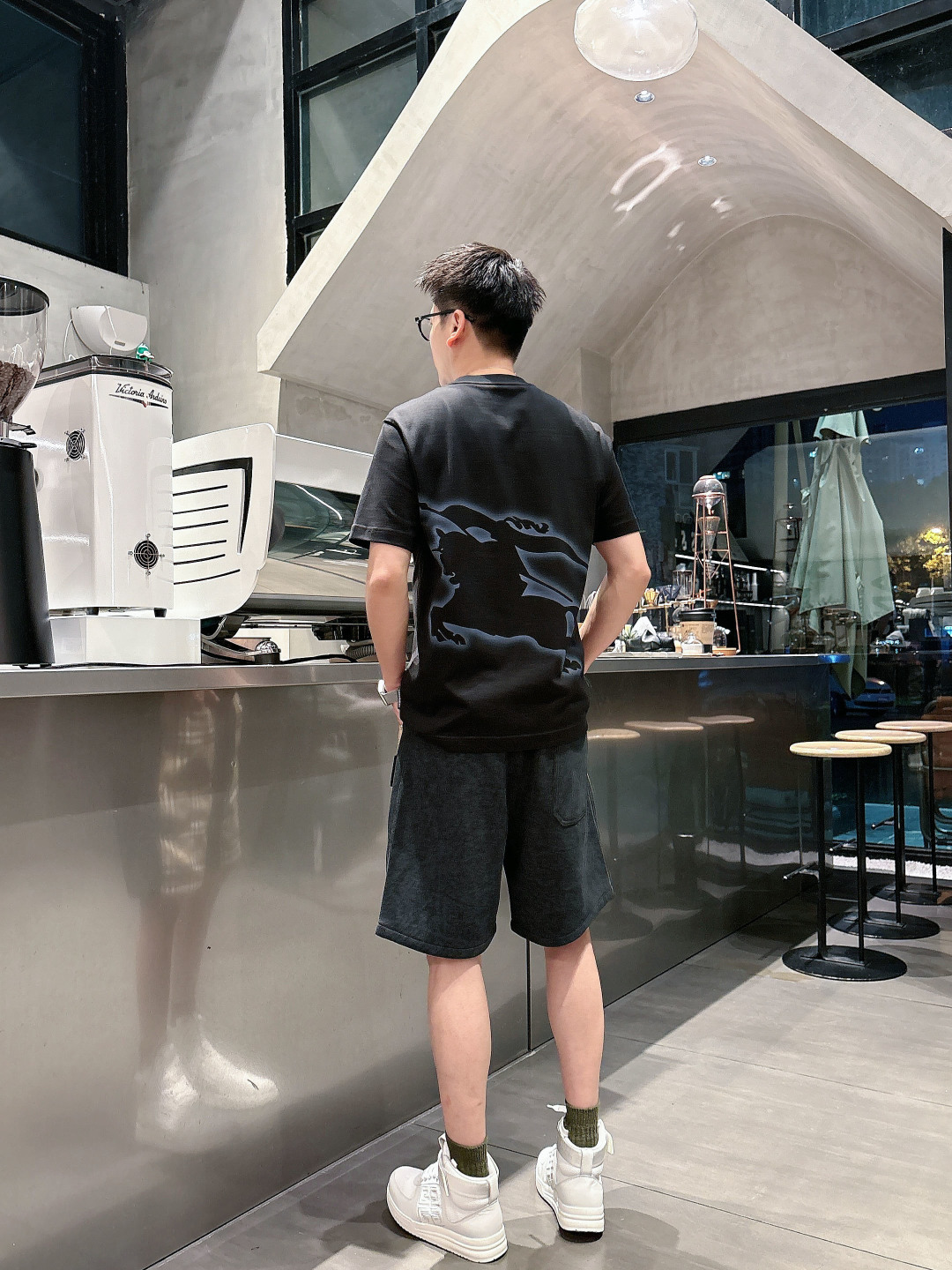 巴宝莉   三标齐全 2026夏季新款男士休闲短裤，高级定制面料透气面料 透气弹力舒适度极高，细节无可挑