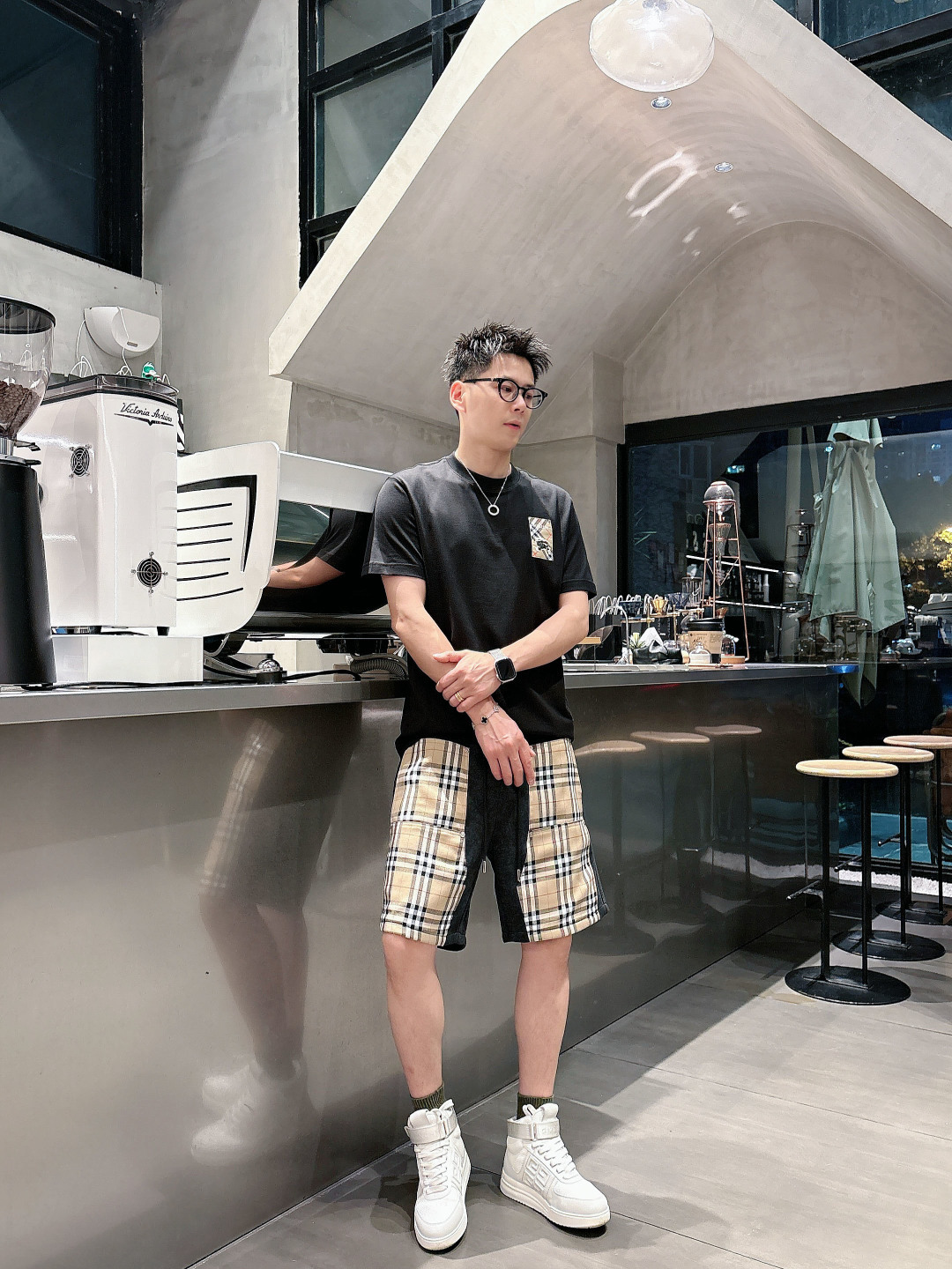 巴宝莉   三标齐全 2026夏季新款男士休闲短裤，高级定制面料透气面料 透气弹力舒适度极高，细节无可挑