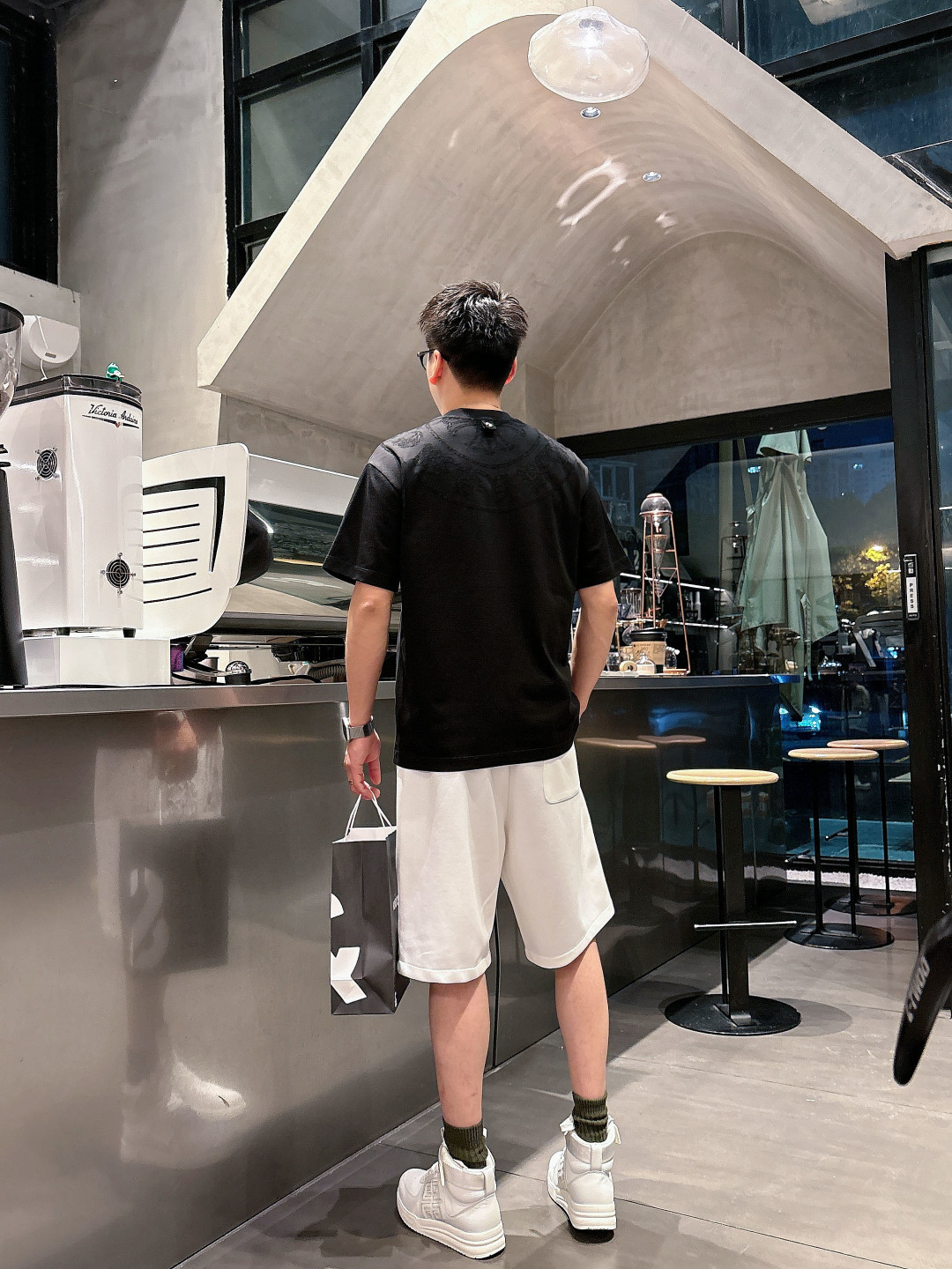 克罗心  三标齐全    2026夏季新款男士休闲短裤，高级定制面料透气面料 透气弹力舒适度极高，细节无