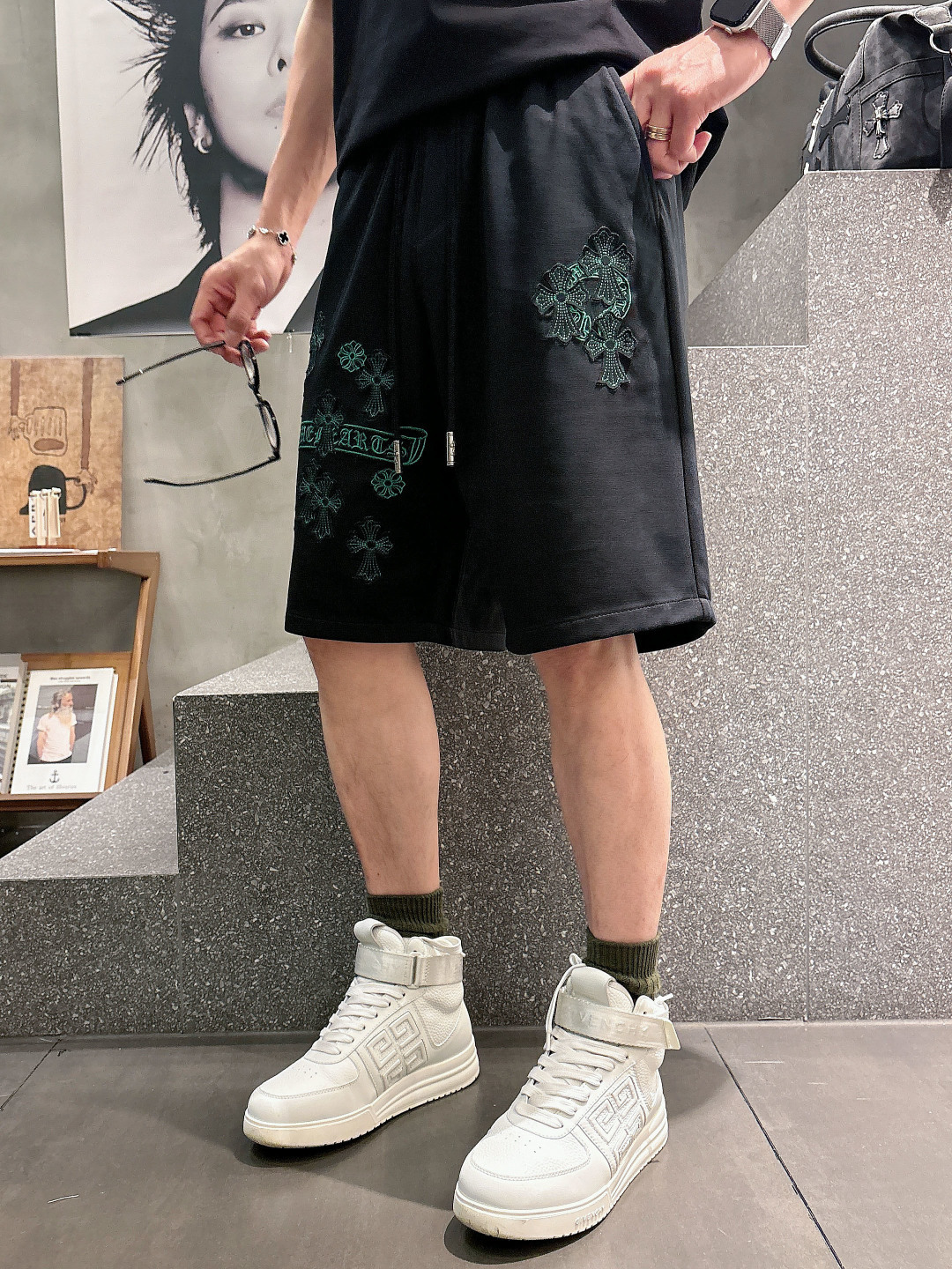 克罗心  三标齐全    2026夏季新款男士休闲短裤，高级定制面料透气面料 透气弹力舒适度极高，细节无