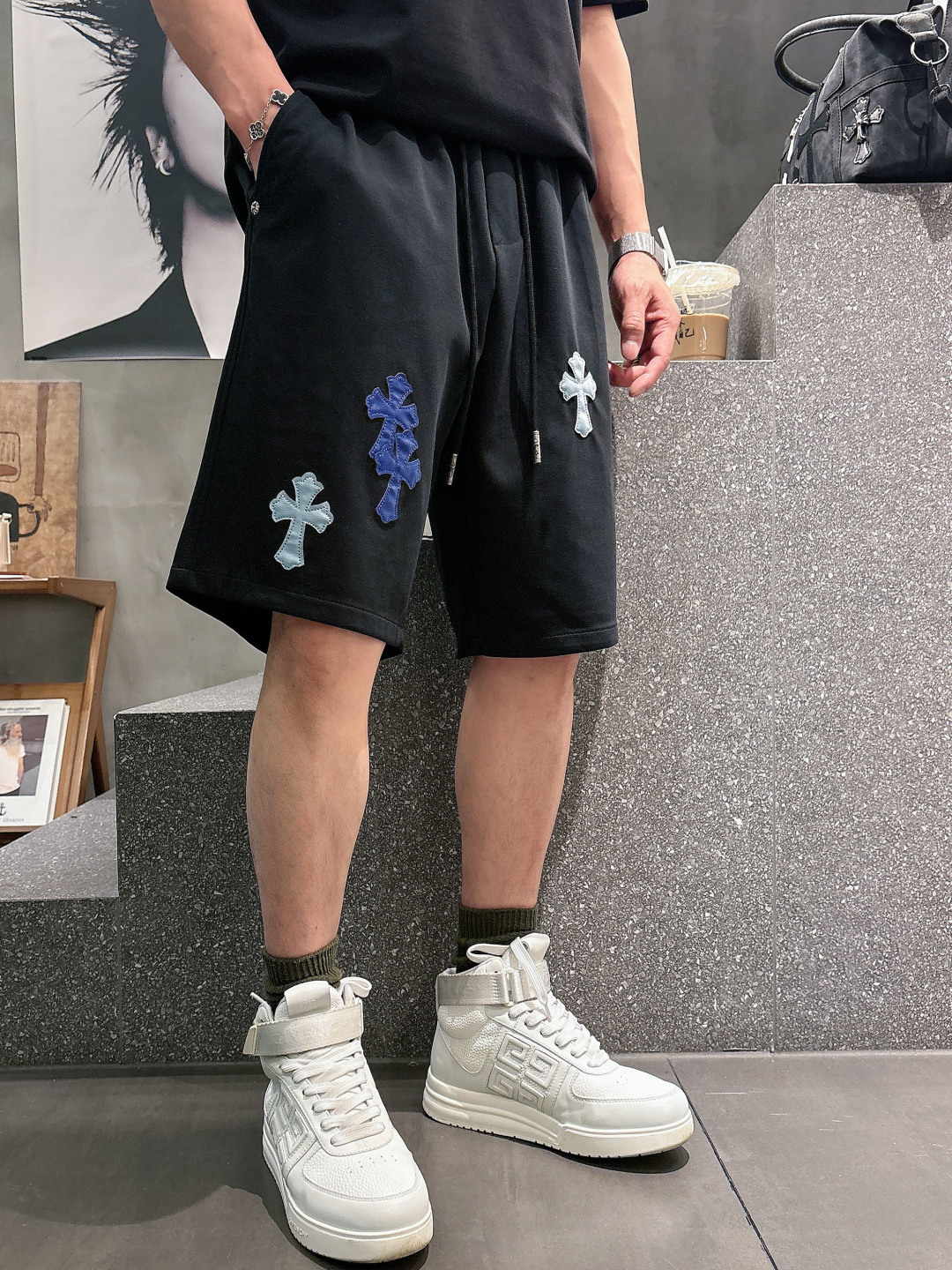 克罗心  三标齐全    2026夏季新款男士休闲短裤，高级定制面料透气面料 透气弹力舒适度极高，细节无