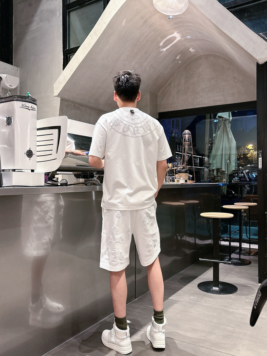 克罗心  三标齐全    2026夏季新款男士休闲短裤，高级定制面料透气面料 透气弹力舒适度极高，细节无