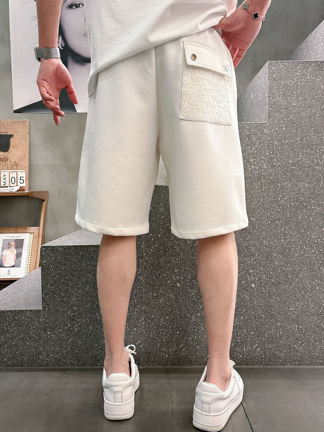 迪奥  三标齐全    2026夏季新款男士休闲短裤，高级定制面料透气面料 透气弹力舒适度极高，细节无可