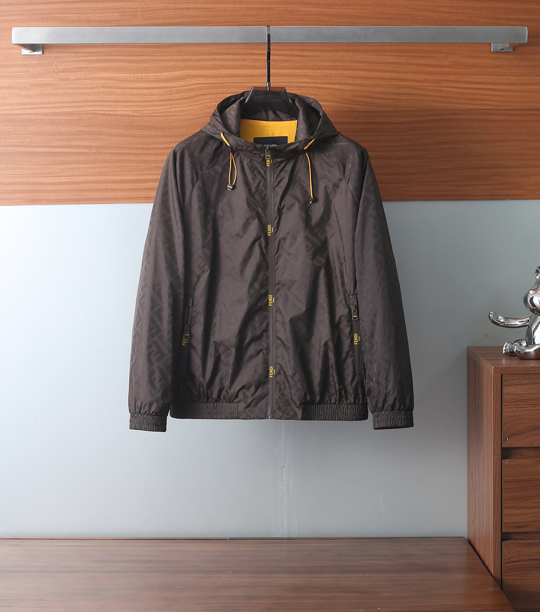 NO:140416,FENDI, the latest products in spring 2025, the counter is available at the same time, original singles, casual and fashionable hooded jacket, imported original fabric, top-grade printing craft letter pattern logo, original hardware and auxiliary decoration, unique design, comfortable and breathable upper body, extremely high grade, handsome upper body, 2 colors recommendation, code number M-3XL/8843,,fendi,fendi, jackets & coats,hats,alexander wang19860909FENDI 芬迪,2025春季最新品,专柜同步有售,原单狠货,休闲时尚连帽外套,进口原版面料,顶级印花工艺字母图案logo,原版五金辅料装饰,独特设计,上身舒适透气,档次极高,上身帅气十足,2色推荐,码数M-3XL/8843,,fendi,fendi,jackets & coats,hats,alexander wang,Men's clothing