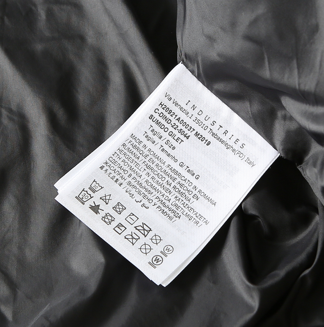   蒙口羊毛针织羽绒服……
730