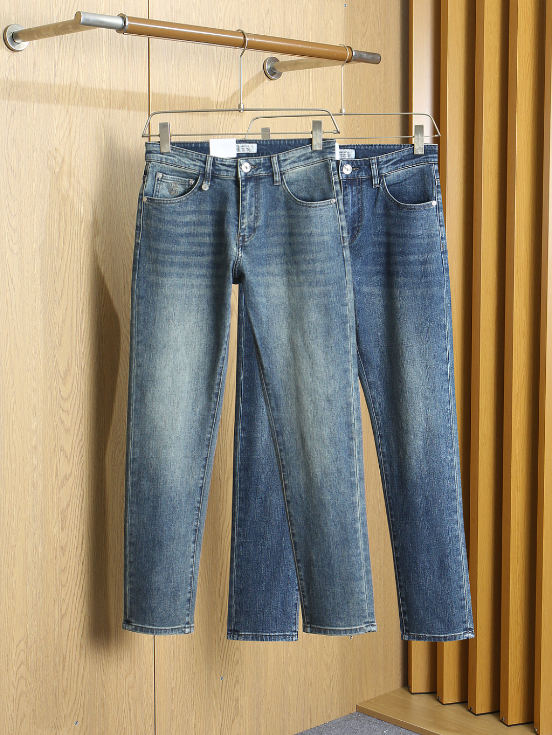 NO:935794,Brunello Cucinelli jeans size chart... 2300,,brunello cucinelli,jeans,19860909Brunello Cucinelli牛仔裤尺寸表…… 2300,,brunello cucinelli,jeans,,Men's clothing
