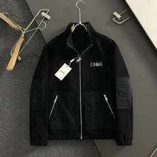 Dir*合身版型m-xxxl25秋冬新款颗拼接皮精仿潮牌刺绣字母拉链拼接立领外套,顶级精纺颗粒绒不起球不 Dir*合身版型m-xxxl25秋冬新款颗拼接皮精仿潮牌刺绣字母拉链拼接立领外套,顶级精纺颗粒绒不起球不