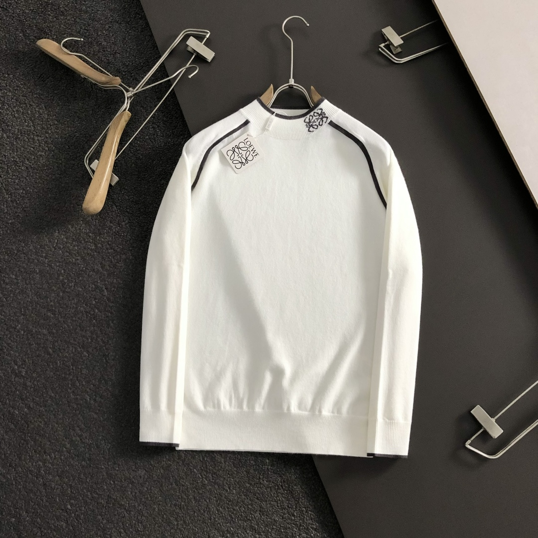 Loewe Men's Black Wool Sweater with White Trim and Logo Detail 6 cmp i1760280215892 9569 0 10