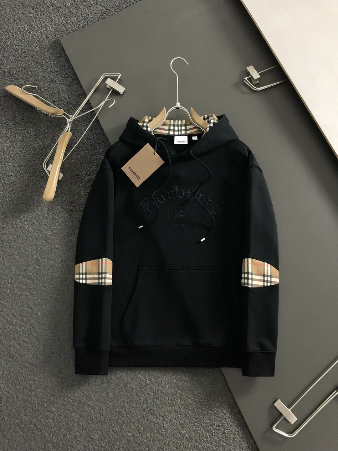 Burberry Men's Black Hoodie with Classic Check Sleeve Patches - M to XXXL 3 cmp i1760367078273 6113 0 9