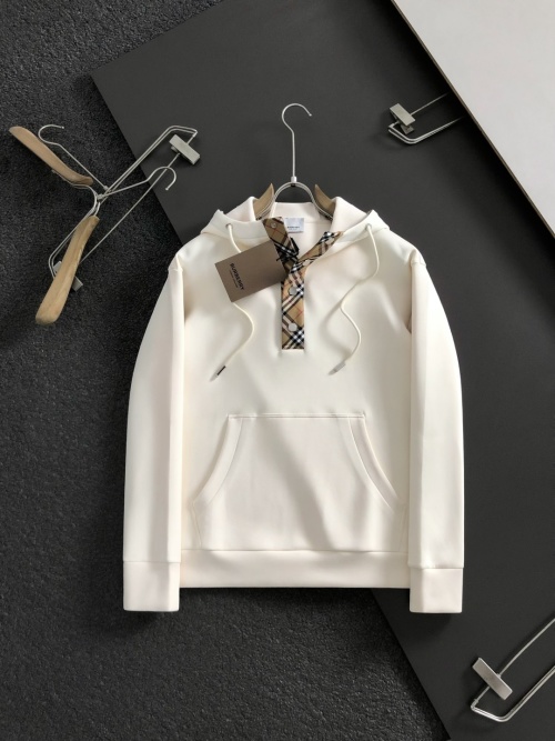 Burberry Cloud-Soft Zip-Up Hoodie with Check Patch Detail - Autumn/Winter 2025 8 Burberry Cloud-Soft Zip-Up Hoodie with Check Patch Detail - Autumn/Winter 2025