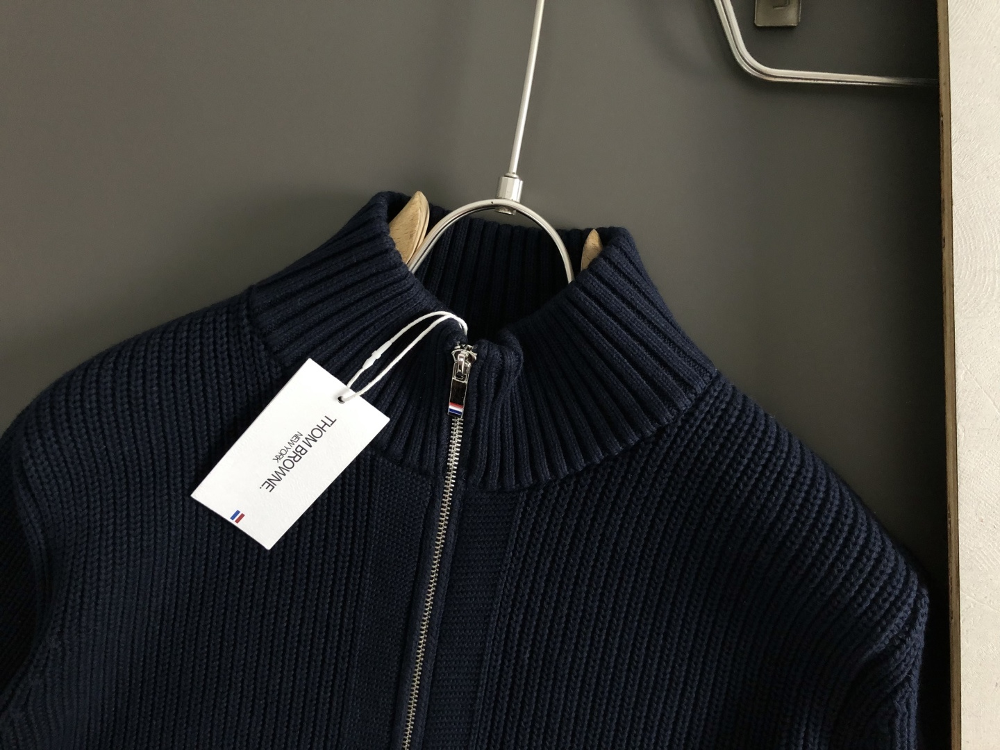 Men's Navy Blue Wool Blend Zip-Up Cardigan with Four-Bar Stripe Detail 5 cmp i1760639806045 9851 0 1