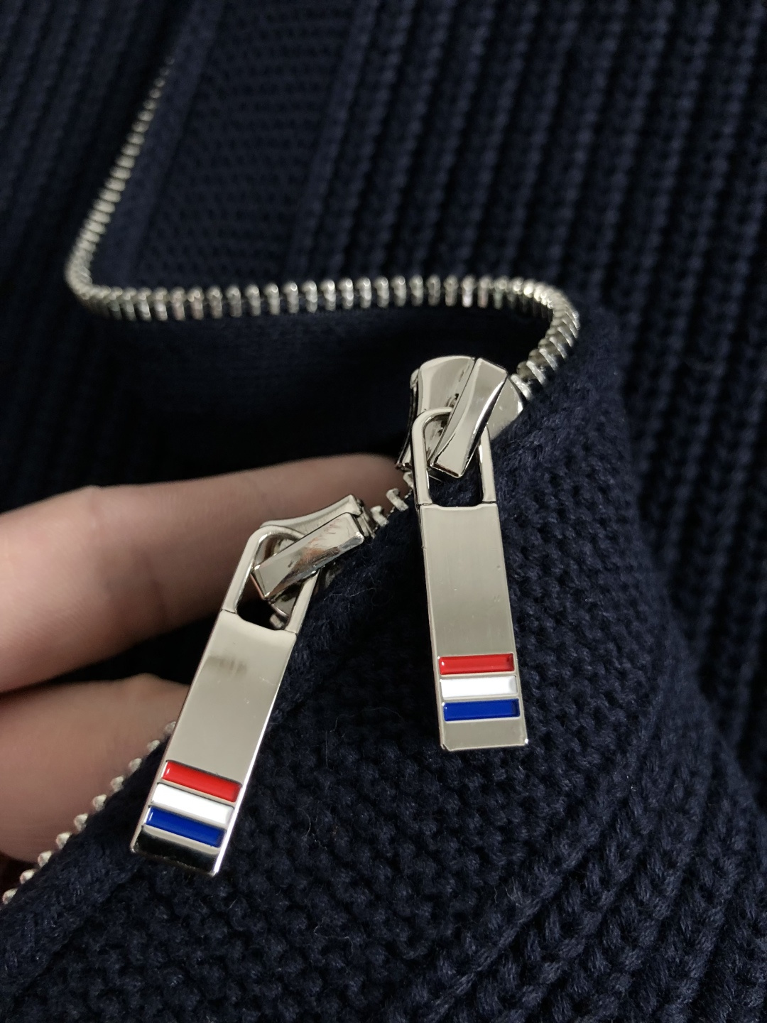 Men's Navy Blue Wool Blend Zip-Up Cardigan with Four-Bar Stripe Detail 7 cmp i1760639810028 6163 0 2