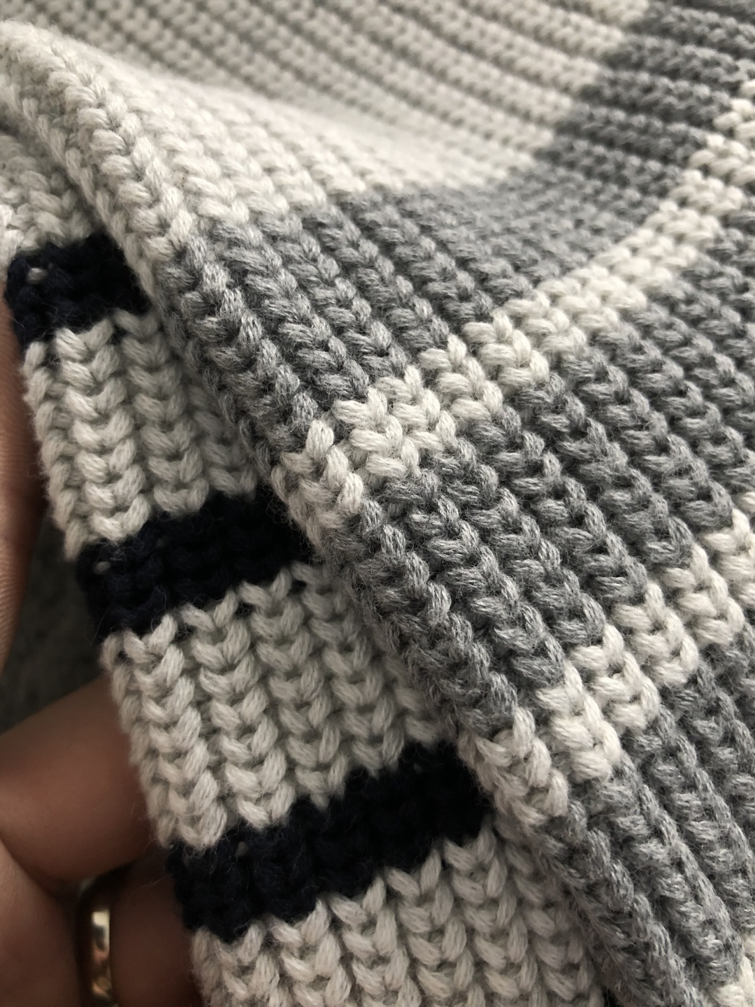 Men's Navy Blue Wool Blend Zip-Up Cardigan with Four-Bar Stripe Detail 10 cmp i1760640506583 3977 0 8