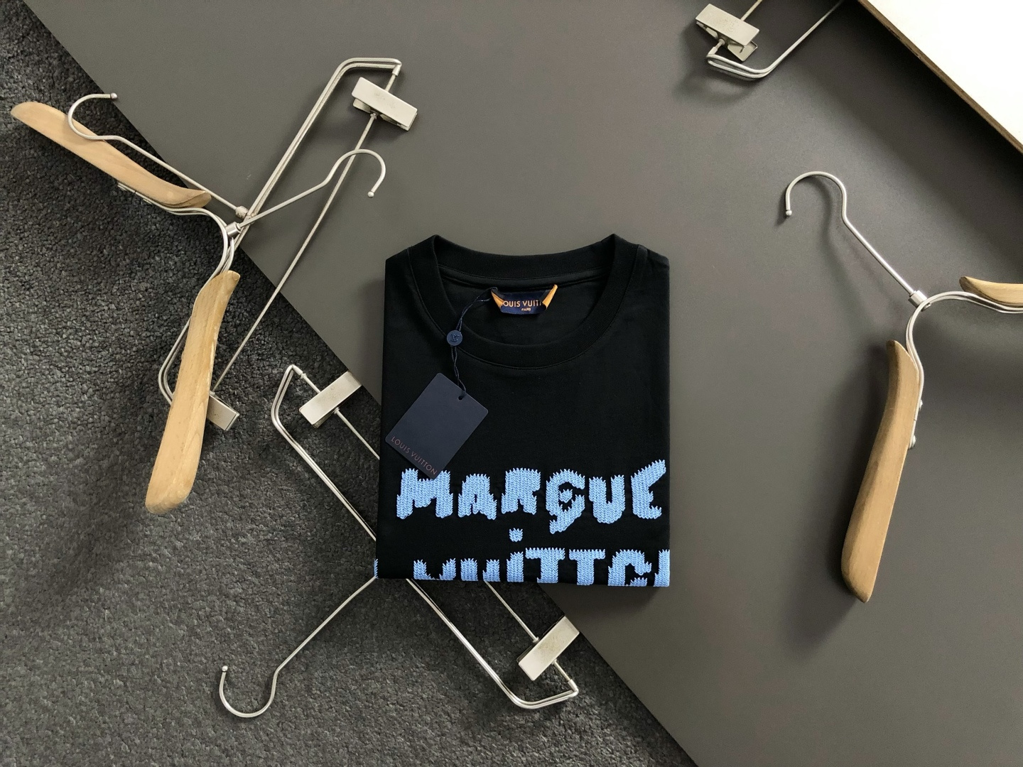 L牌*合身版型M-XXXL2026春夏编织绣潮牌短袖，精致工艺专柜面料，顶级元素融合打造，经典短袖3标齐