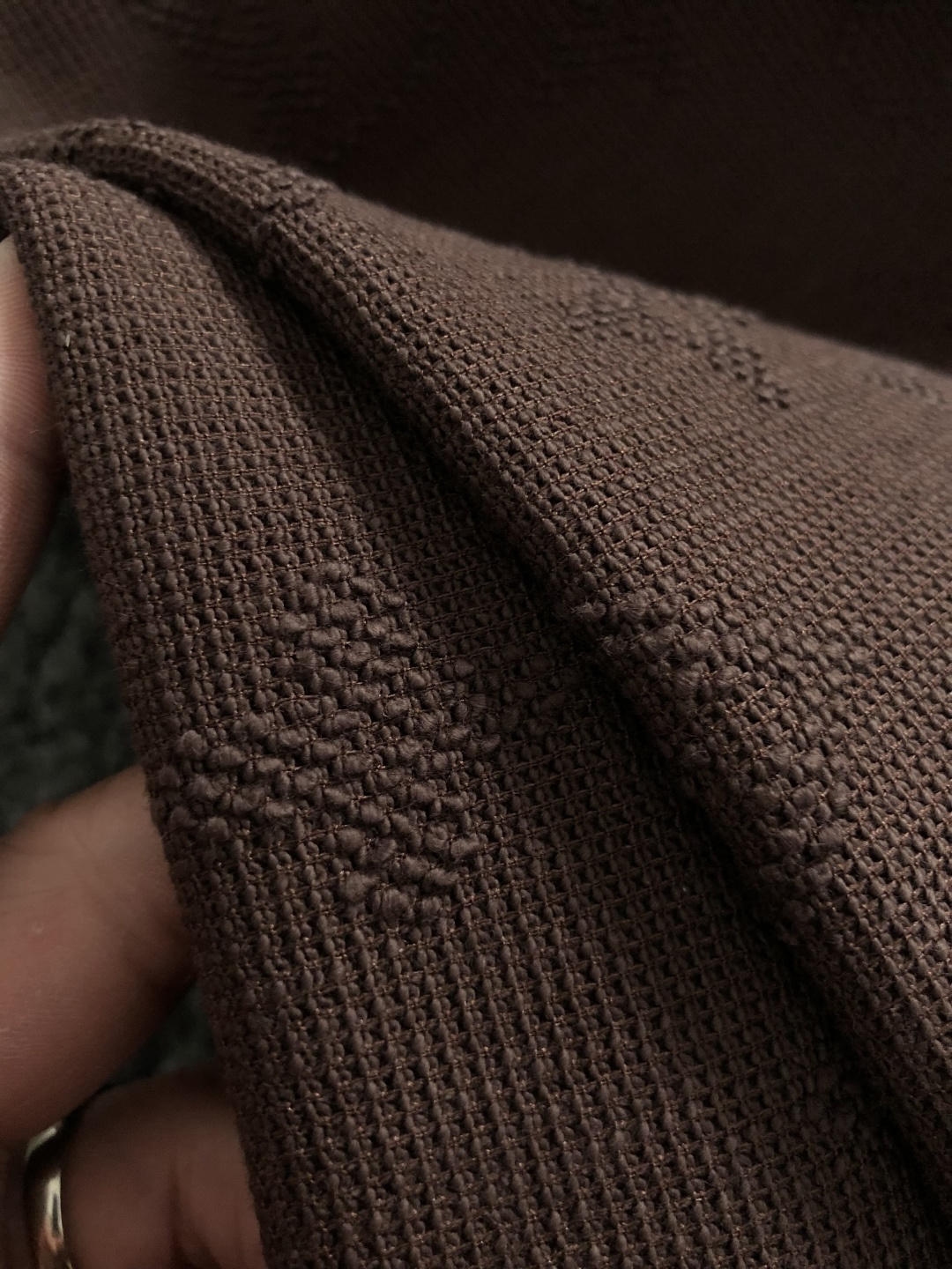 L牌*合身版型s-Xl2025秋冬拉链拉绒外套，以满幅老花提花元素点缀为主调，融入字母烧花元素，打破传统