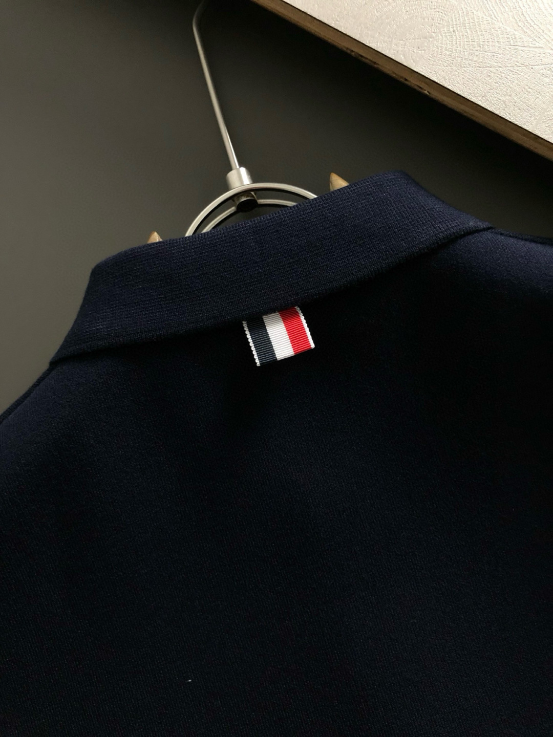 Tb*合身版型M-XXXL2025秋冬经典三杠针织羊毛纽扣外套，精致工艺专柜面料，顶级元素融合打造，3标