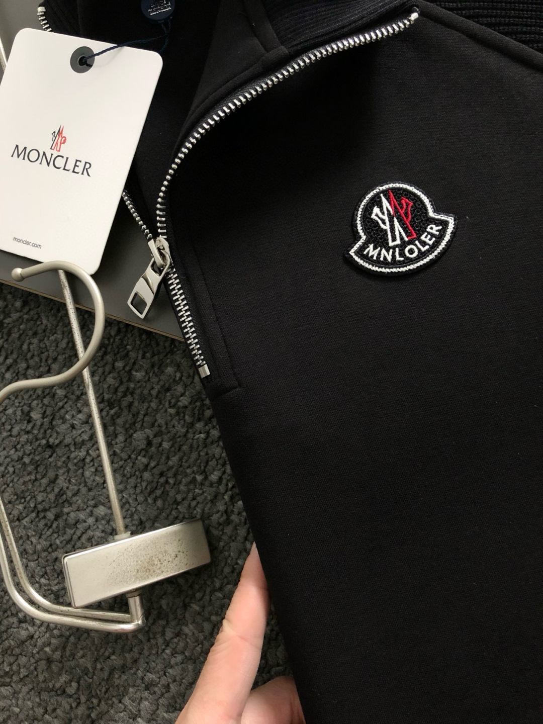 Mon*拉绒版型M-XXXL2025秋冬云柔系列双面料拼接简约百搭拉链logo贴标内里拉绒时尚百搭立领卫