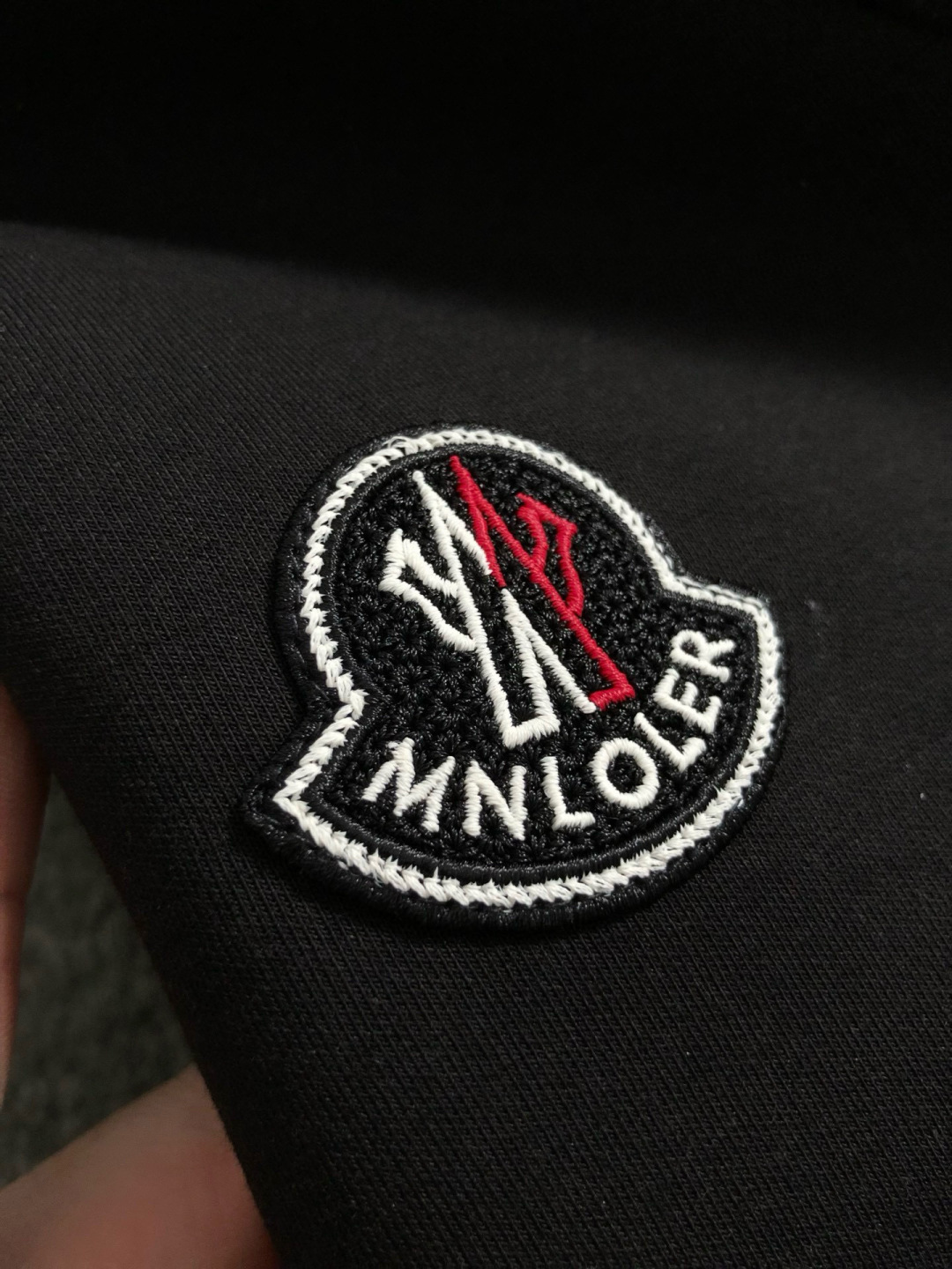 Mon*拉绒版型M-XXXL2025秋冬云柔系列双面料拼接简约百搭拉链logo贴标内里拉绒时尚百搭立领卫