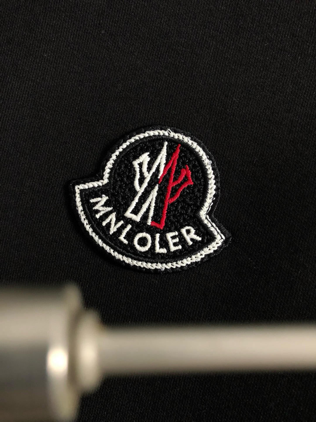 Mon*拉绒版型M-XXXL2025秋冬云柔系列双面料拼接简约百搭拉链logo贴标内里拉绒时尚百搭立领卫