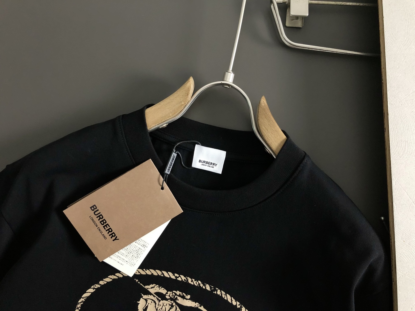 BBR*卡码拍小S-XXl26春夏其实压花潮牌短袖，精致工艺专柜面料，顶级元素融合打造，3标齐全，潮男时