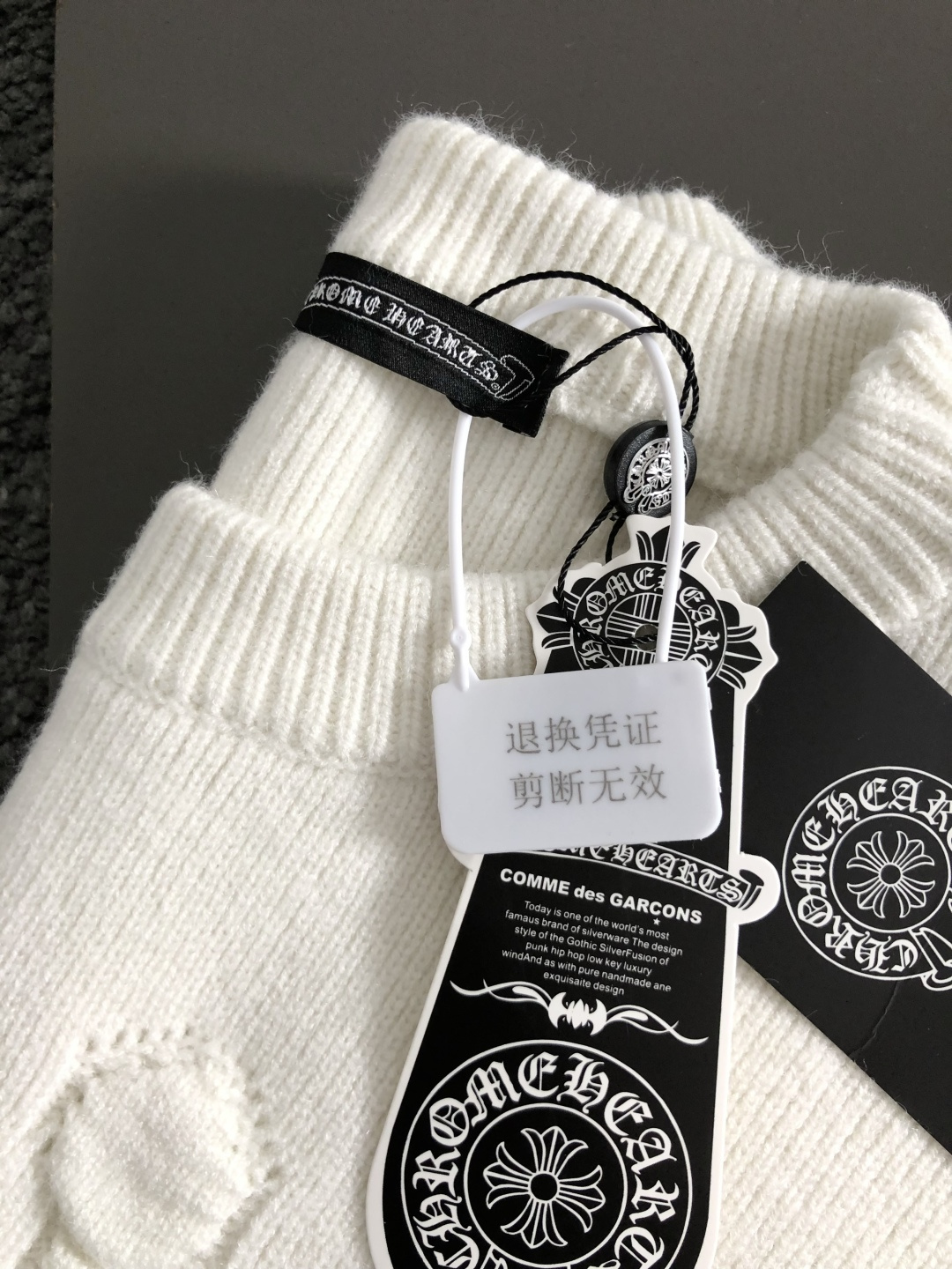 CH*卡码拍小S-Xl2025秋冬潮牌羊毛衫，以十字提花点缀为主调，巧妙十字元素，打破传统羊毛的单调感，