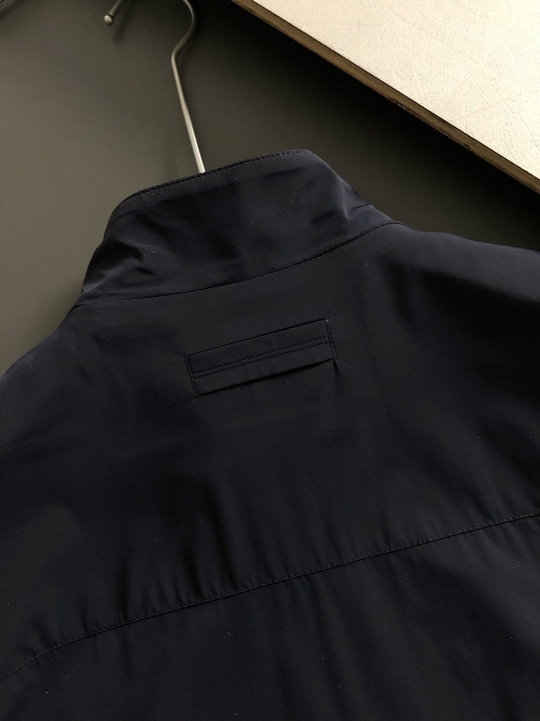 Za*正码正拍M-xxxl2026春夏短袖，以黑灰撞色百搭字母Z主调，巧妙融入老钱面料元素，打破传统短袖