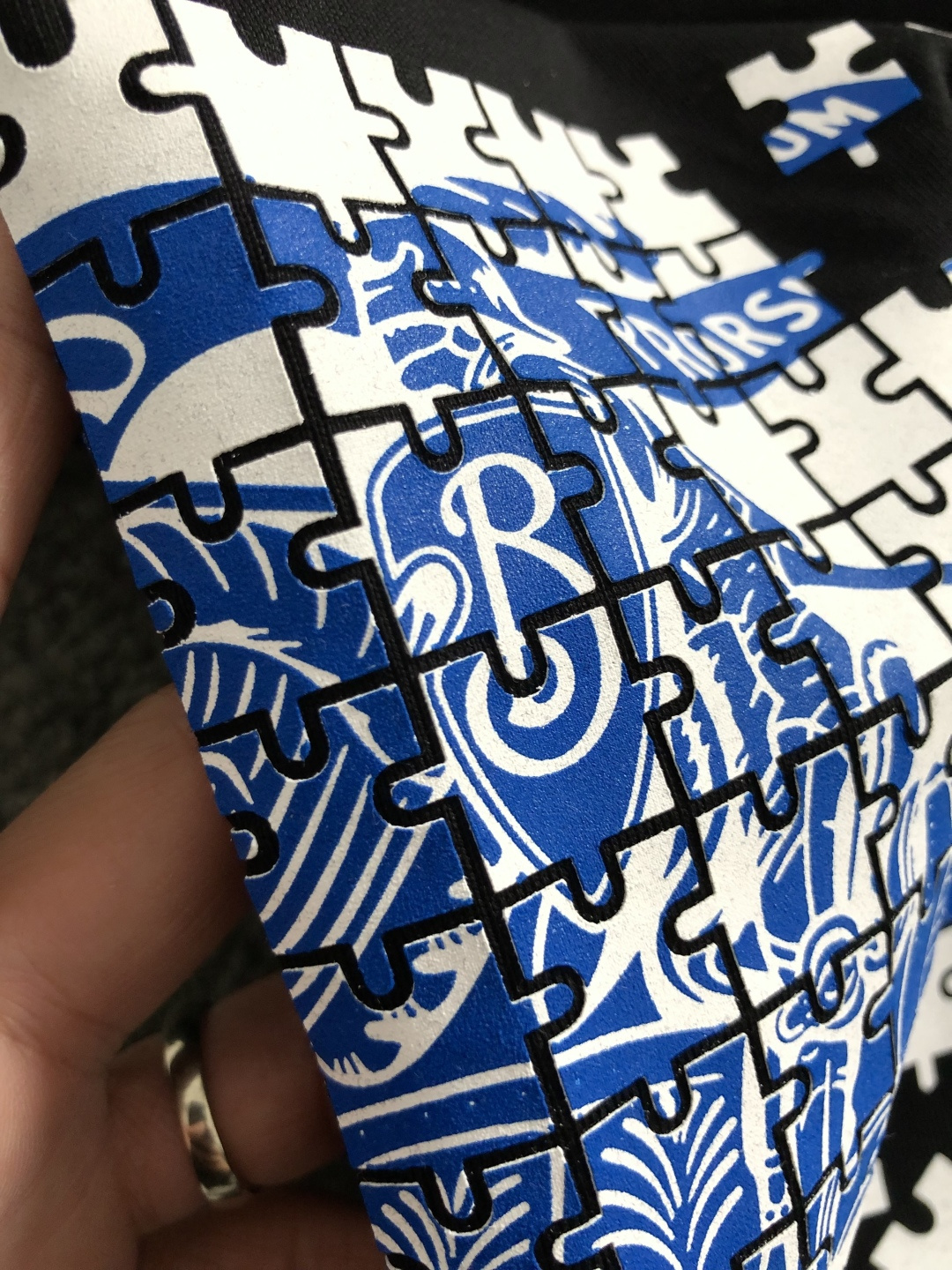 BBR*正码正拍M-xxxl2026春夏短袖，以拼图骑士logo为主调，巧妙融入印花logo元素，打破传