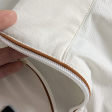 Prad*套装版型 m-xxl2026春夏短袖,以贴布三角标防晒套装为主调,巧妙融入纯色百搭面料元素,打 Prad*套装版型 m-xxl2026春夏短袖,以贴布三角标防晒套装为主调,巧妙融入纯色百搭面料元素,打