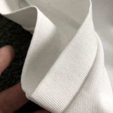 BBr*正码正拍M-xxxl2026春夏短袖,以格纹骑士为主调,巧妙融入后幅字母刺绣元素,打破传统短袖的 BBr*正码正拍M-xxxl2026春夏短袖,以格纹骑士为主调,巧妙融入后幅字母刺绣元素,打破传统短袖的