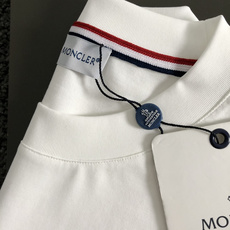 mon*卡码拍小M-xxxl2026春夏短袖,以立体刺绣为主调,巧妙融入织带拼接袖标元素,打破传统短袖的 mon*卡码拍小M-xxxl2026春夏短袖,以立体刺绣为主调,巧妙融入织带拼接袖标元素,打破传统短袖的