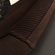 FEND*尺码M-xxxl 属性 2026秋冬卫衣长袖 成分 A料 60.6%涤纶 16.9再生纤维素纤维。16.9 FEND*尺码M-xxxl 属性 2026秋冬卫衣长袖 成分 A料 60.6%涤纶 16.9再生纤维素纤维。16.9