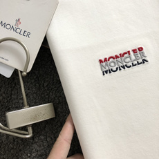 Mon*尺码M-xxxl 属性 2026秋冬卫衣短袖 成分 56%棉。24%莫代尔。13.3%涤纶。 6.7%氨纶 工艺 Mon*尺码M-xxxl 属性 2026秋冬卫衣短袖 成分 56%棉。24%莫代尔。13.3%涤纶。 6.7%氨纶 工艺