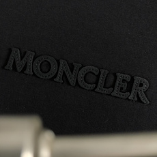 Mon*尺码M-xxxl 属性 2026秋冬卫衣短袖 成分 56%棉。24%莫代尔。13.3%涤纶。 6.7%氨纶 工艺 Mon*尺码M-xxxl 属性 2026秋冬卫衣短袖 成分 56%棉。24%莫代尔。13.3%涤纶。 6.7%氨纶 工艺