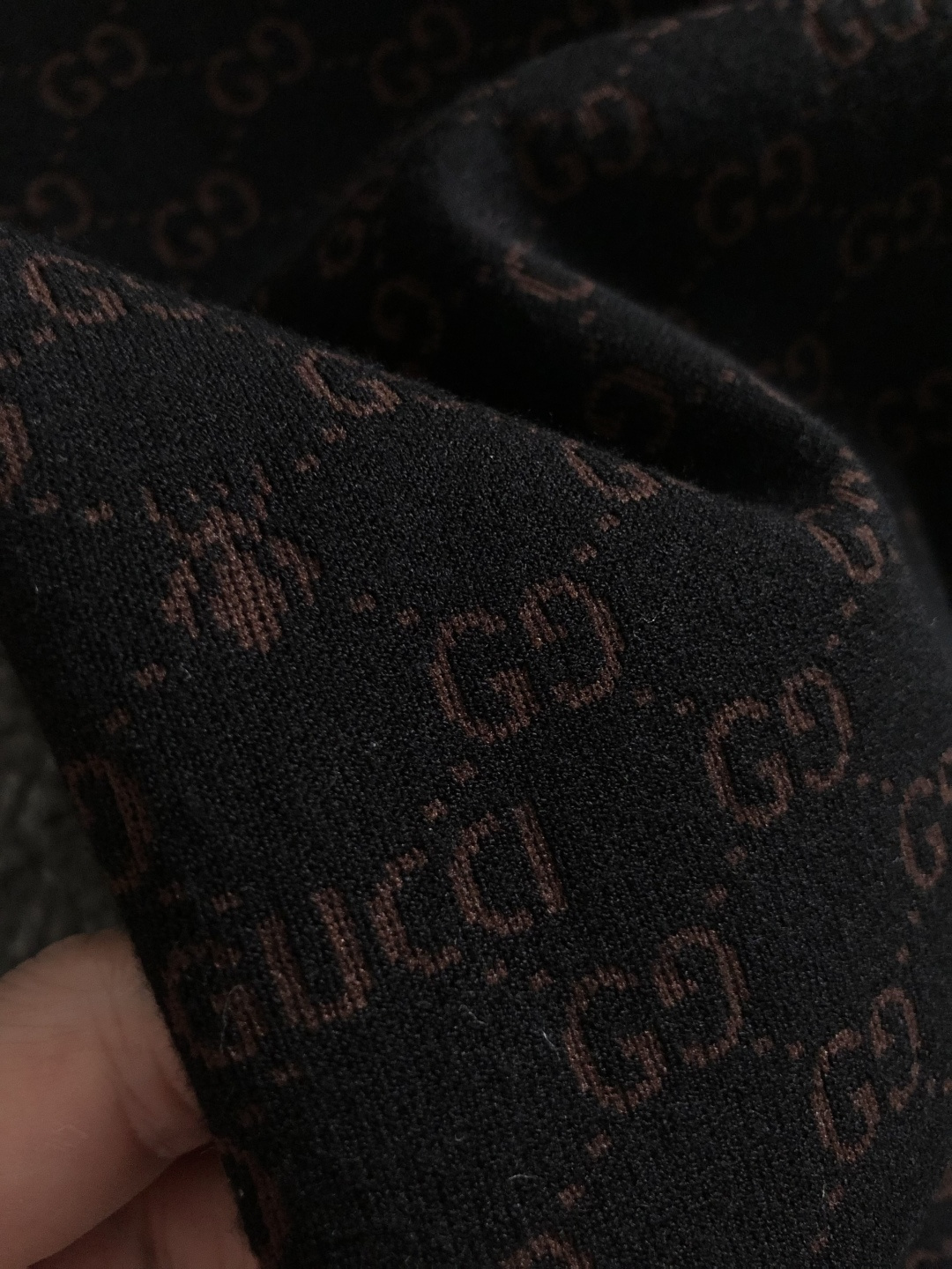 구찌 울 컬러 블록 더블 G 패턴 남성 스웨터 상세 이미지 8